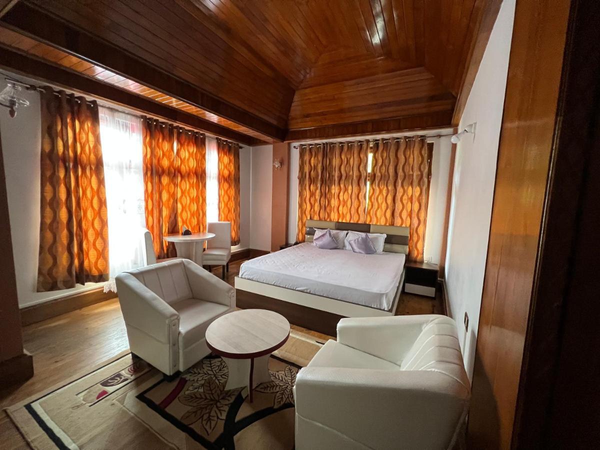 Bed & Breakfast Pine