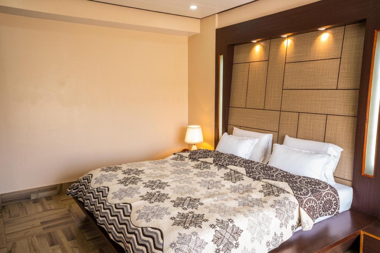 Bed & Breakfast East Land Shillong