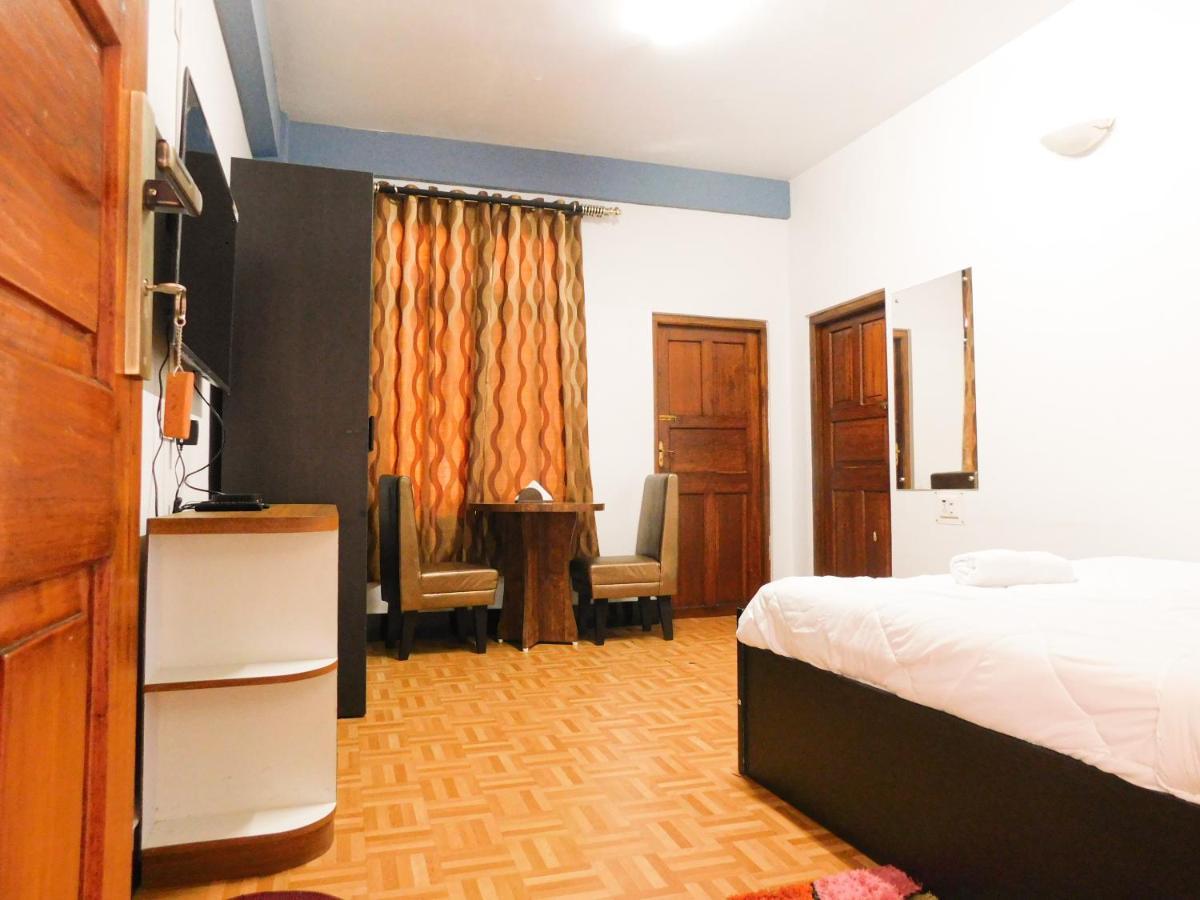 Bed & Breakfast Pine *