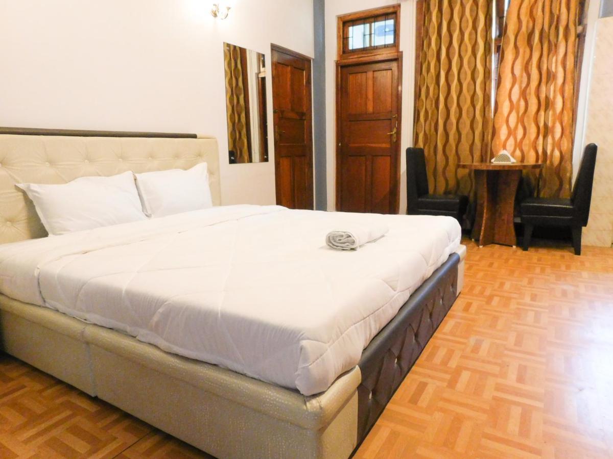 Bed & Breakfast Pine *