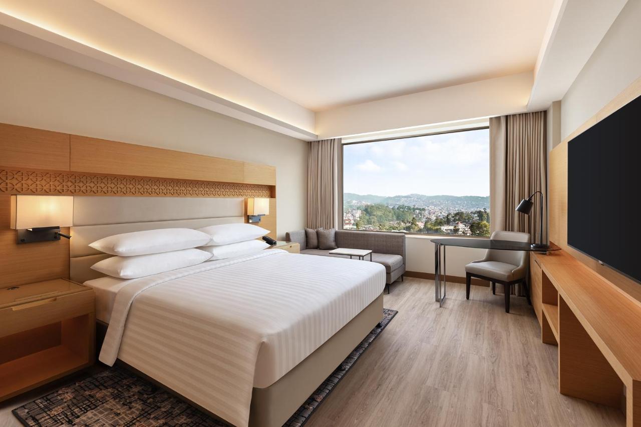 Courtyard By Marriott 5*