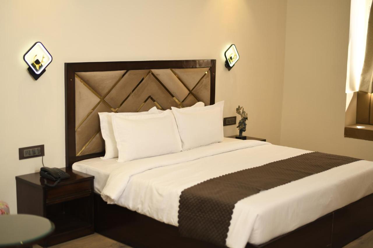 Cloud Social Hotel