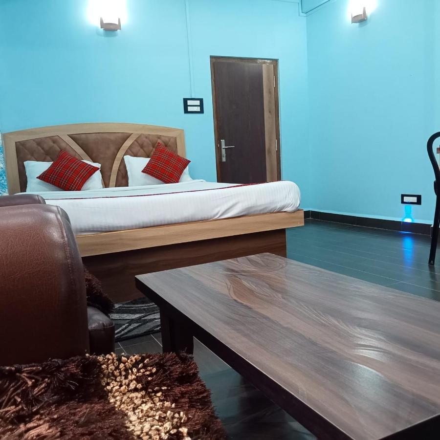 Hills View Guest house *