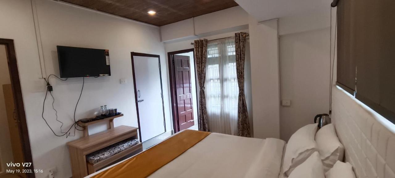 Mocahm Hotel Shillong