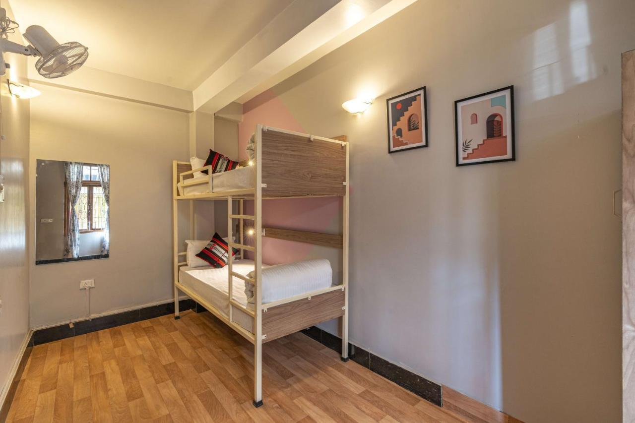 Hostel Zostel *