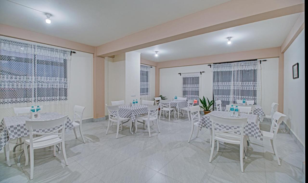 Hotel Treebo Staying Center Shillong
