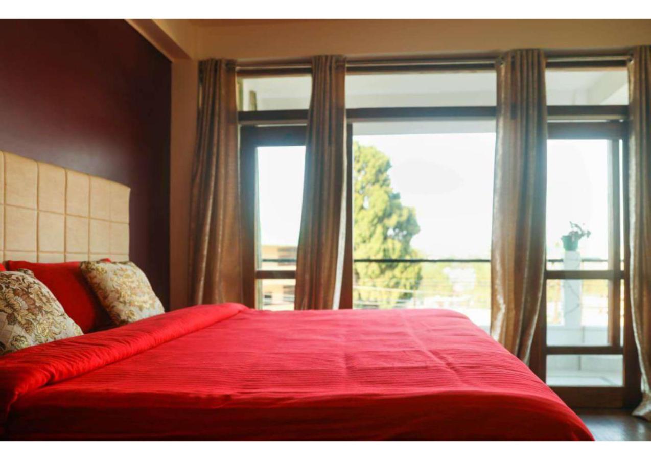 East Blue Homestay Hotel *