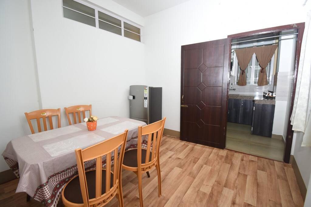 Samoi Apartment *