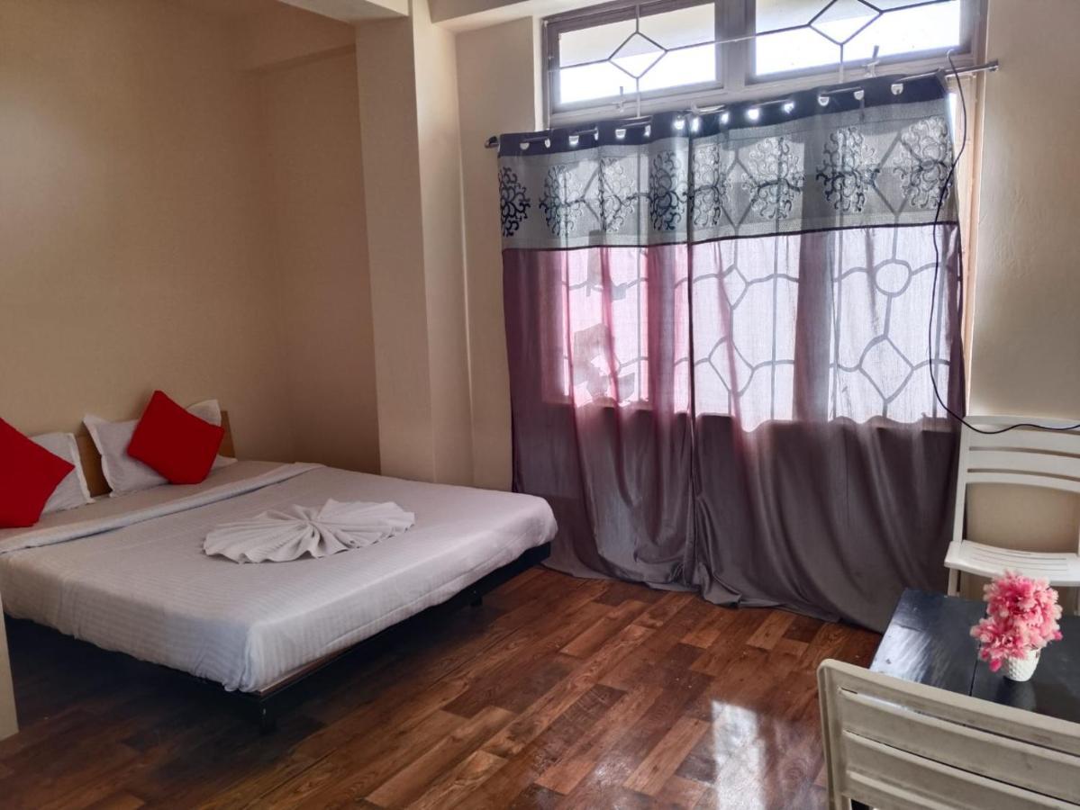 Wonder Hills Hotel 2*