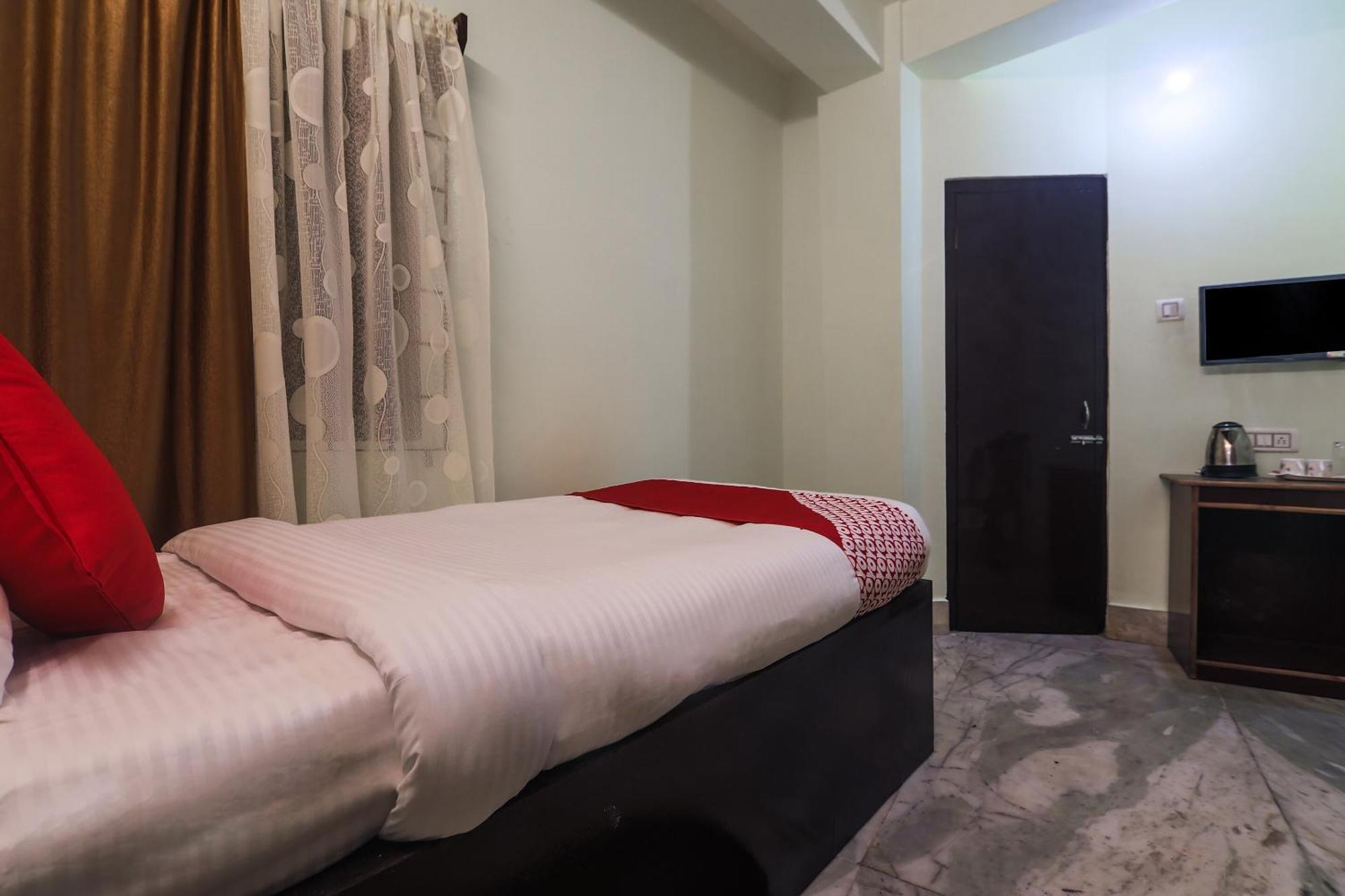 Flagship Guardian Residency Hotel Shillong