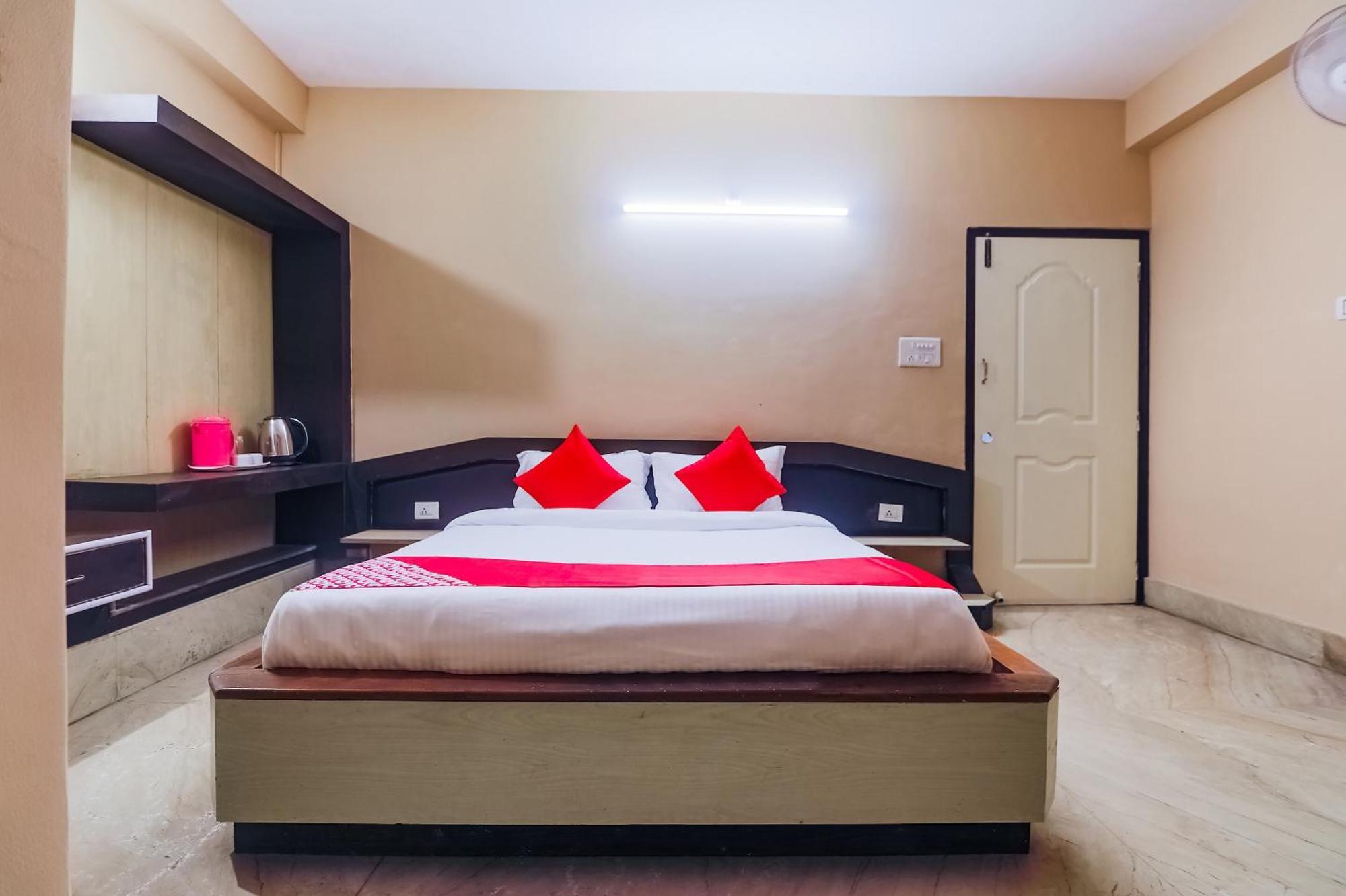 Hotel Flagship Guardian Residency 3*