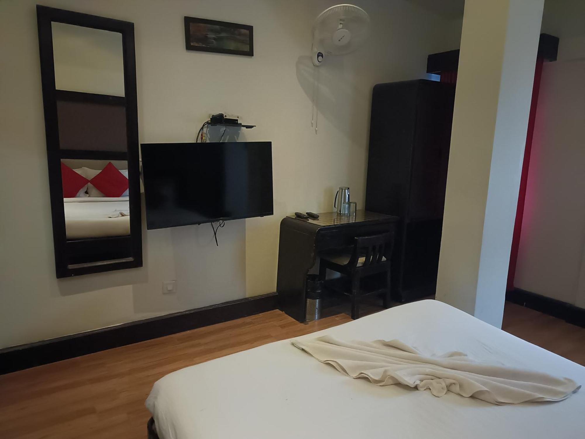 Serene Hotel
