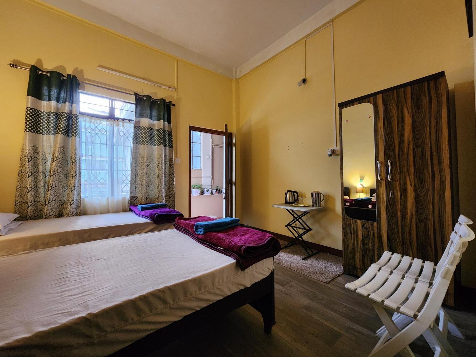 Cafe Sola Bed & Breakfast Shillong