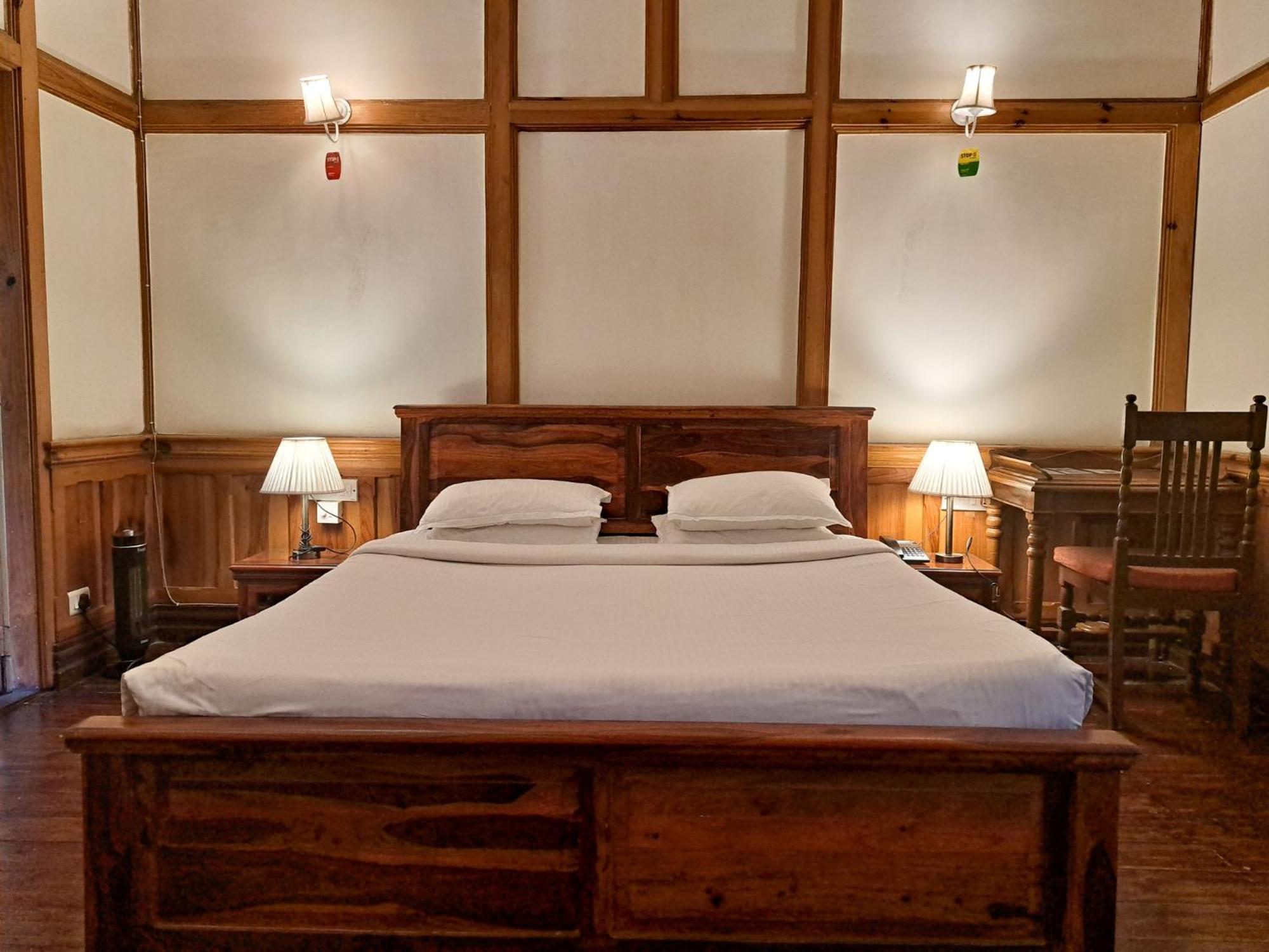 The Heritage Club - Tripura Castle And Shillong