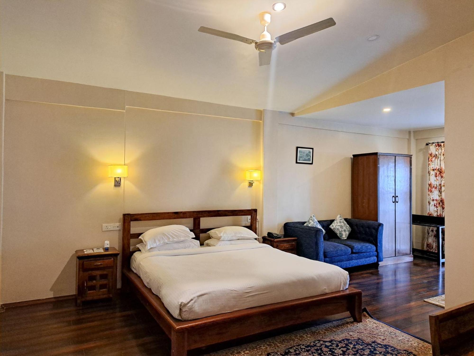 The Heritage Club - Tripura Castle And Hotel 4*