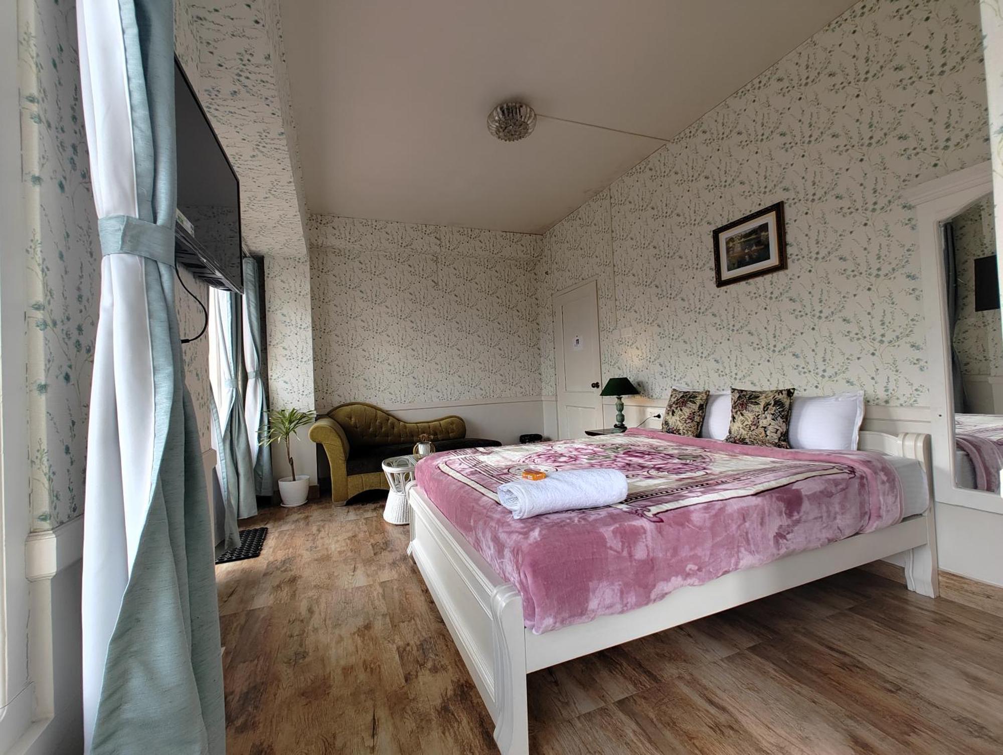 The Ark - Guest house