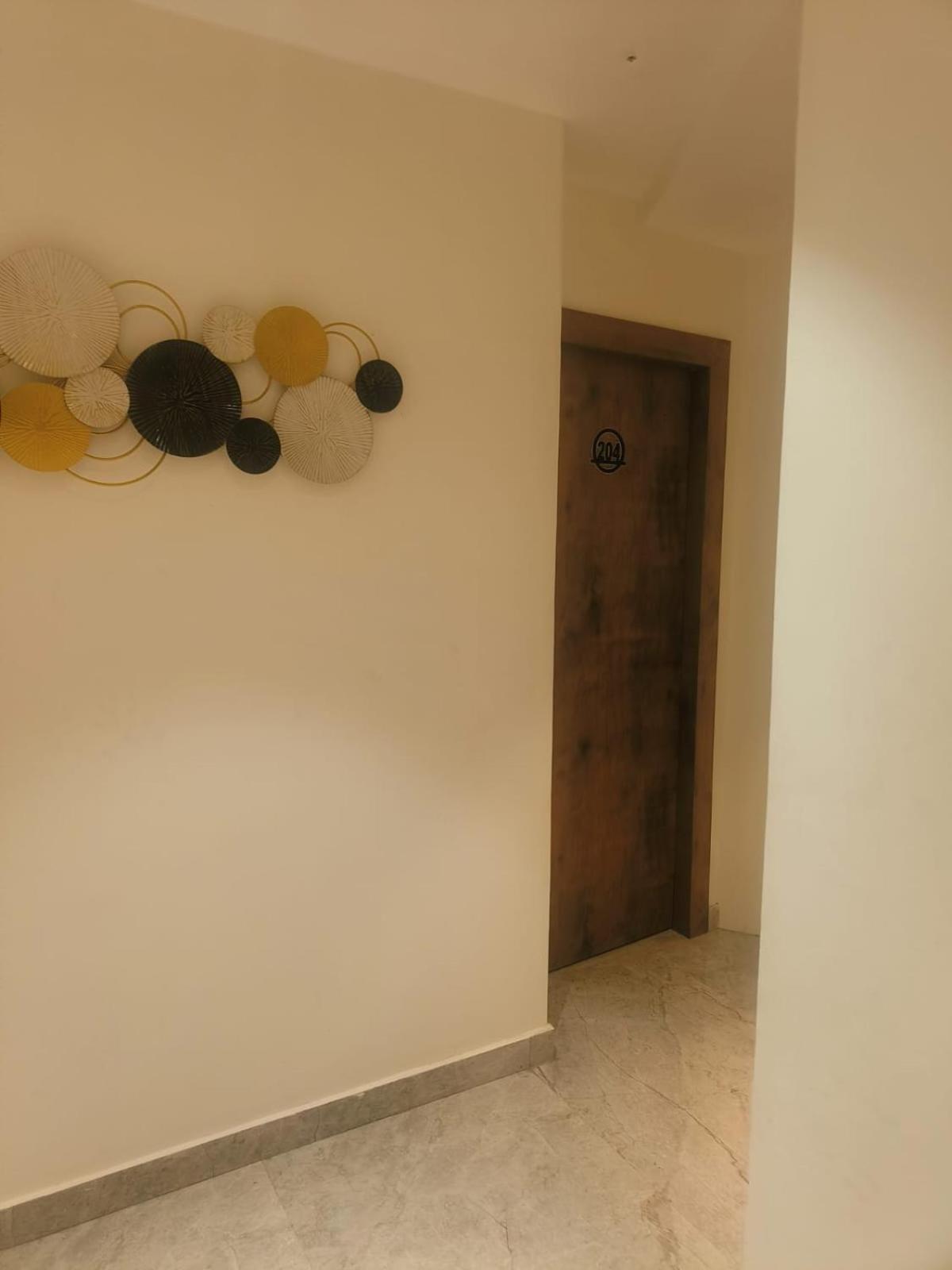 Abode *