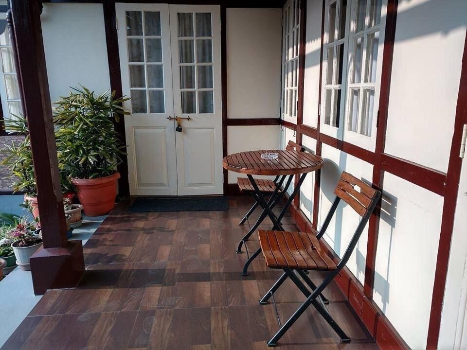 Bed & Breakfast Cafe 2*