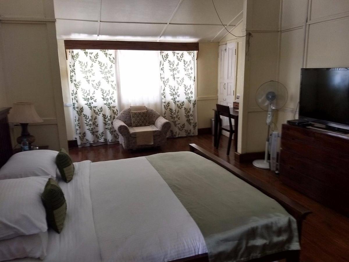 Bed & Breakfast Cafe 2*