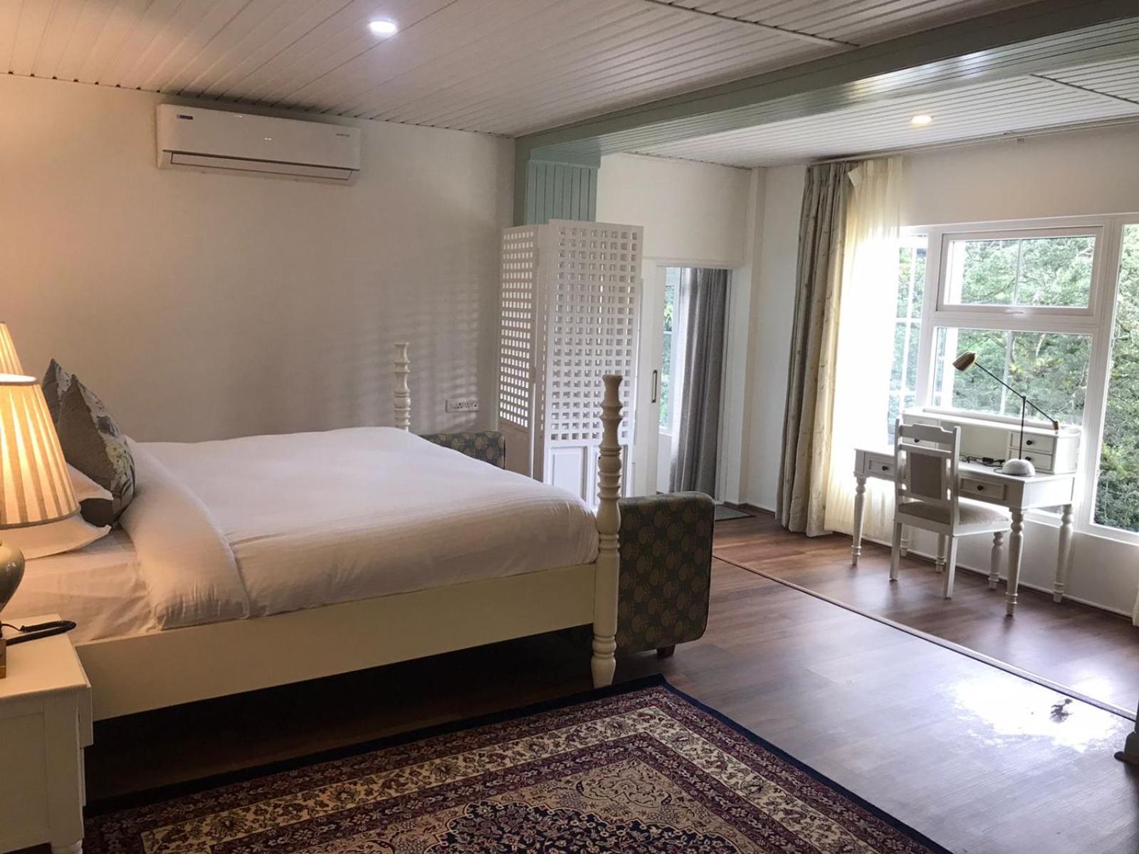 The Heritage Club - Tripura Castle And Hotel