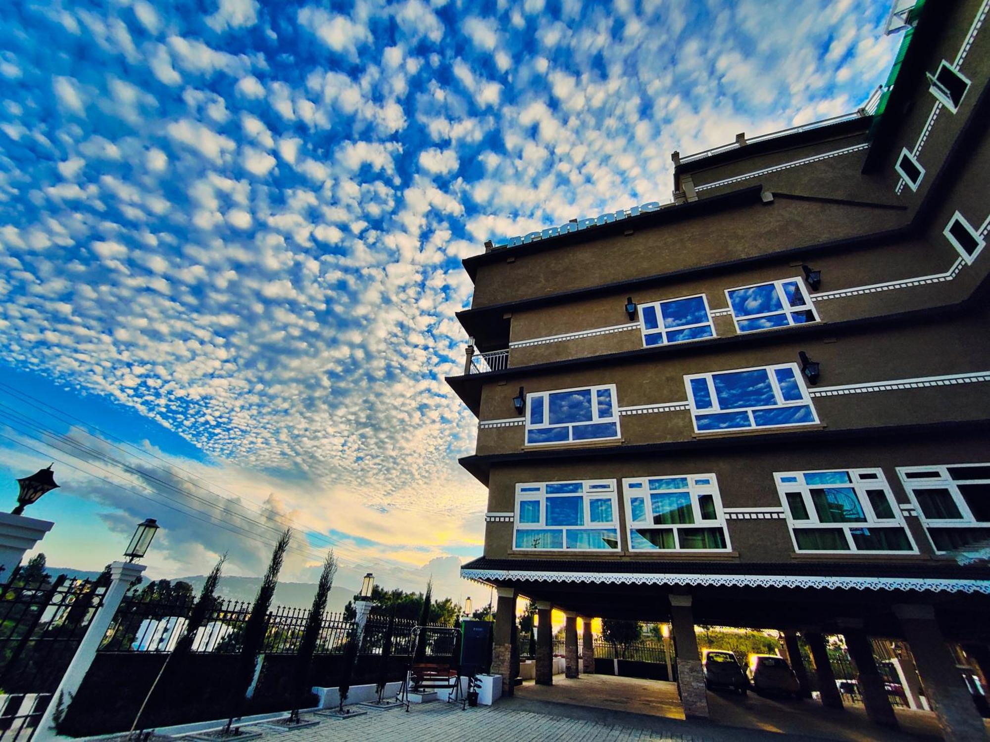 Acropolis * Shillong