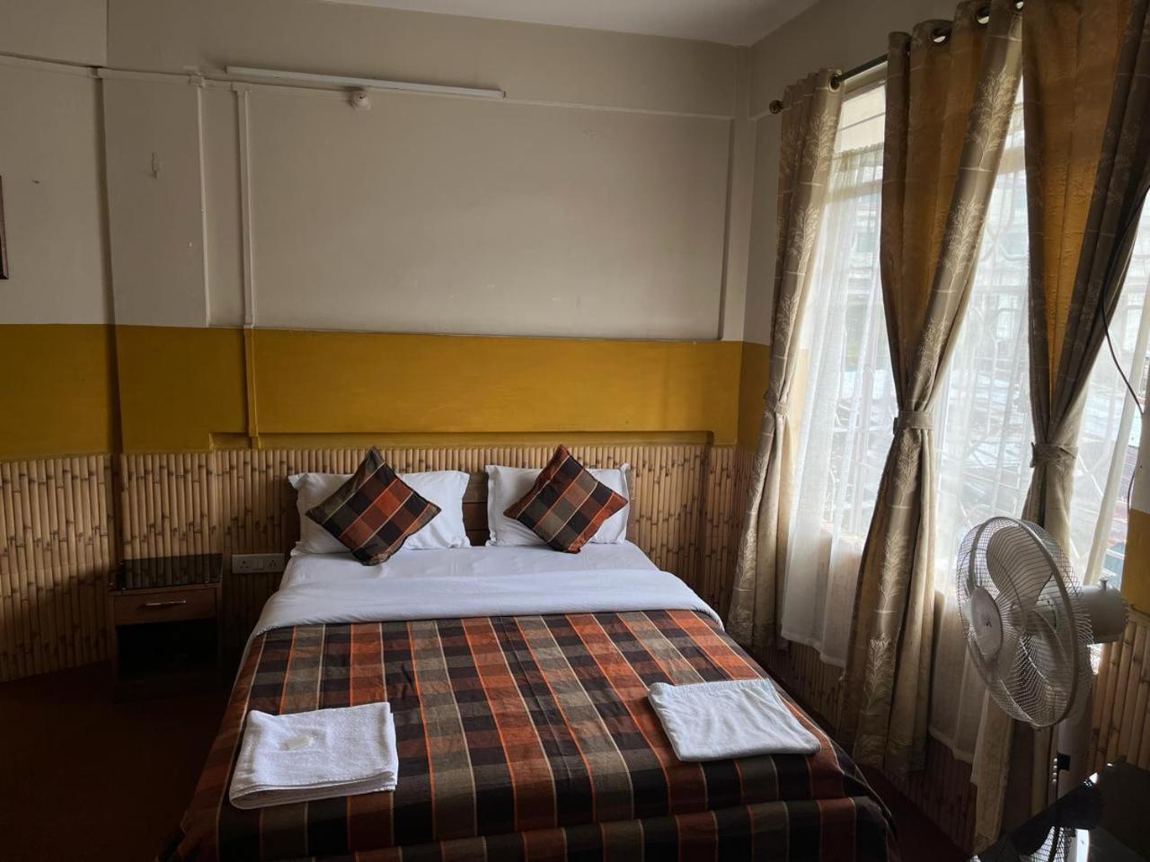 Sweet Near Police Bazar Guest house Shillong