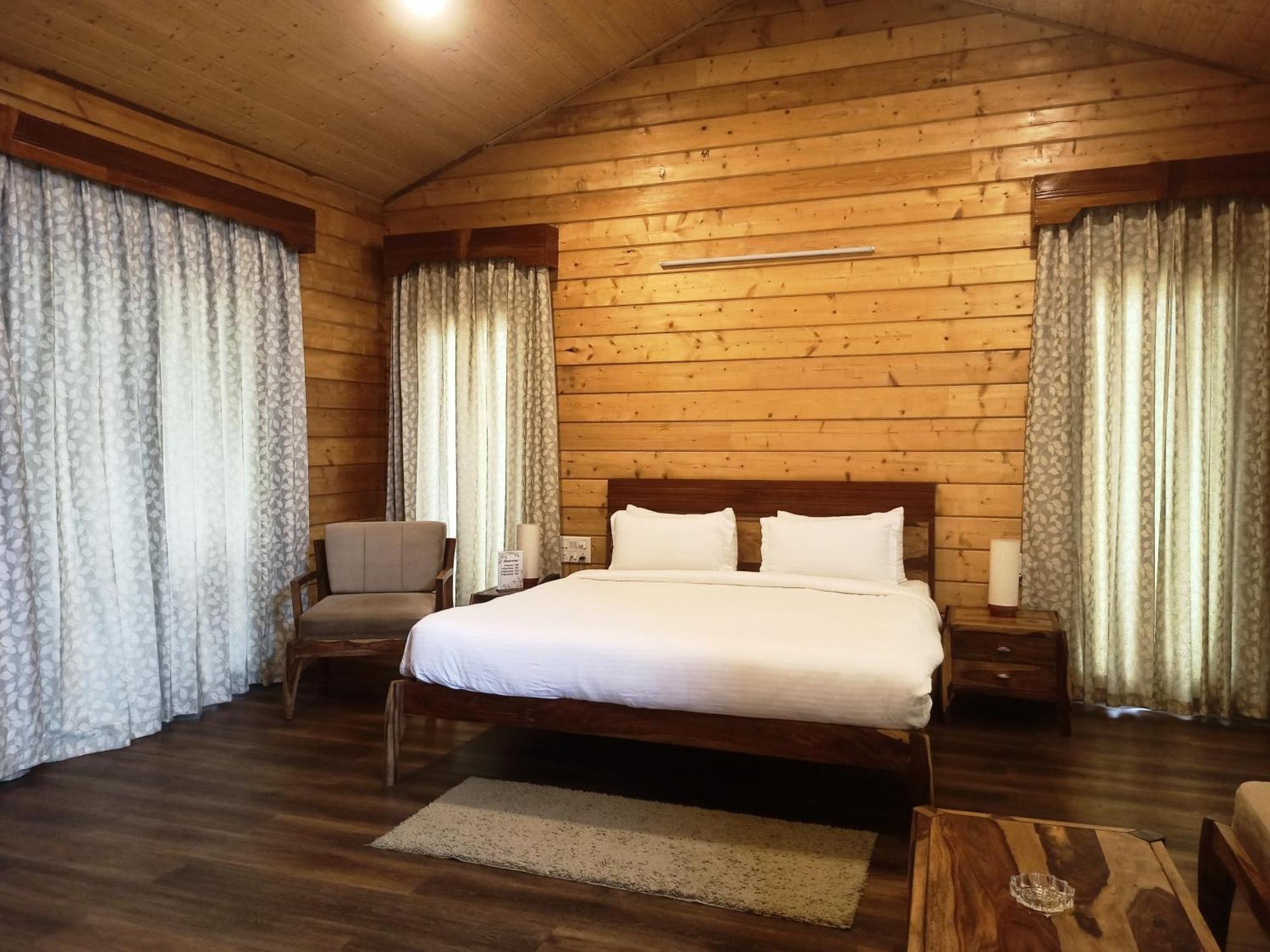 Rishat Sngi Orchid Hotel