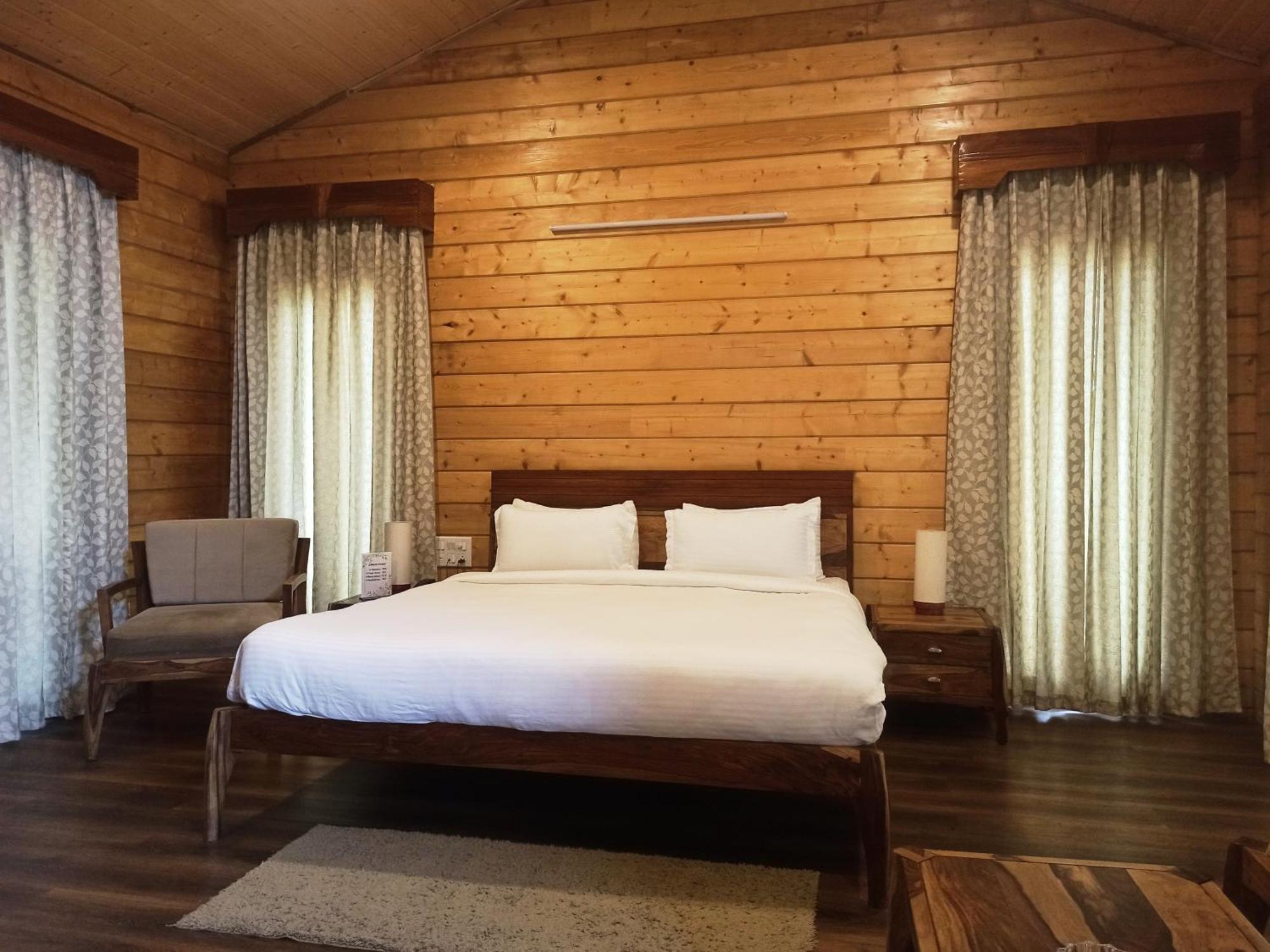 Hotel Rishat Sngi Orchid