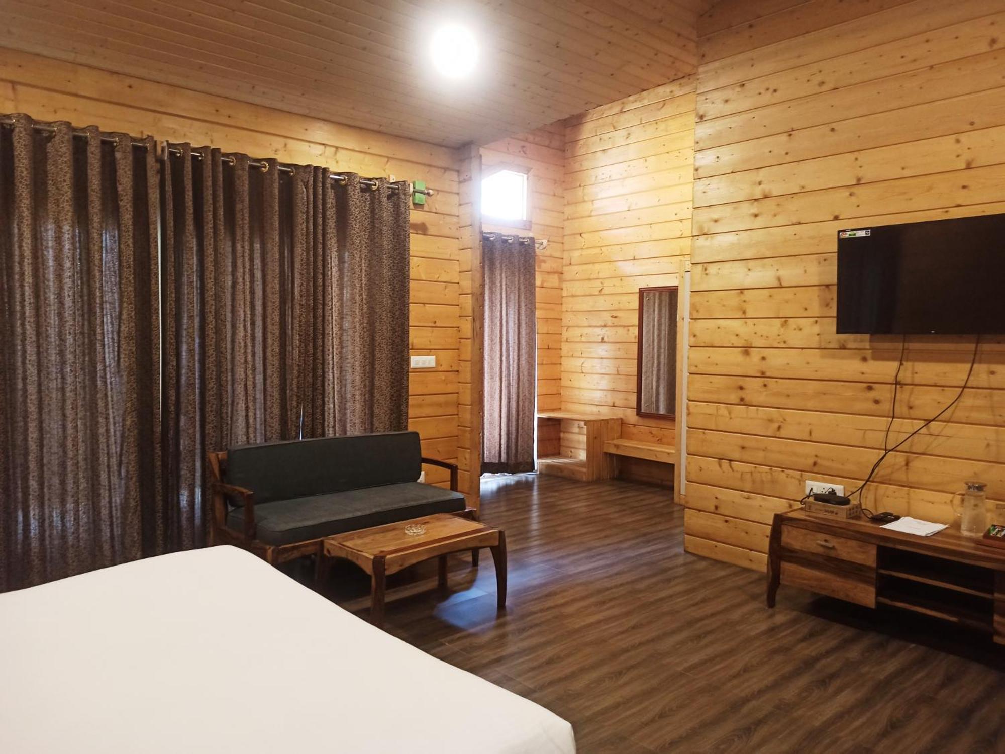 Rishat Sngi Orchid 3* Shillong