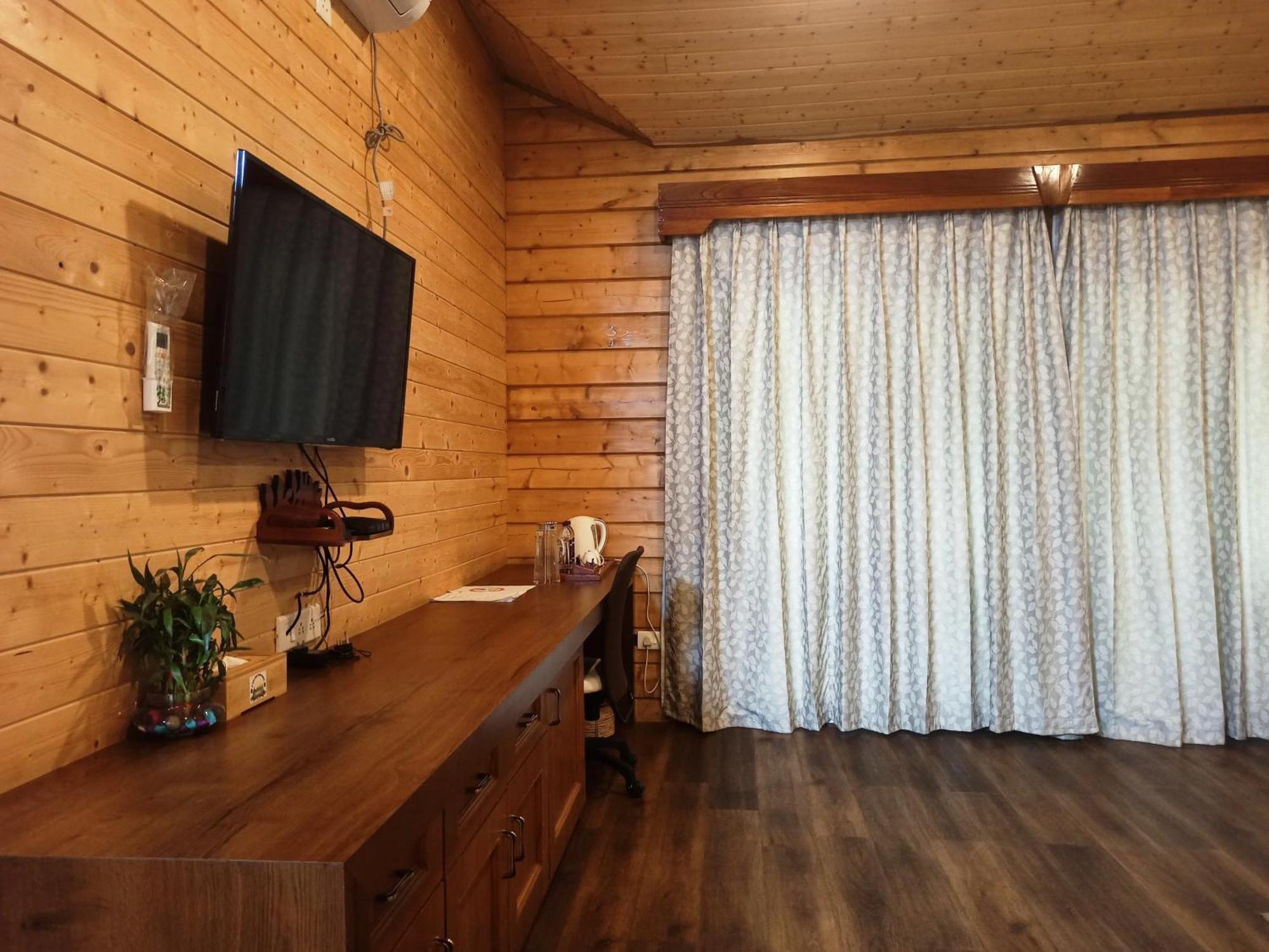 Rishat Sngi Orchid Hotel 3*