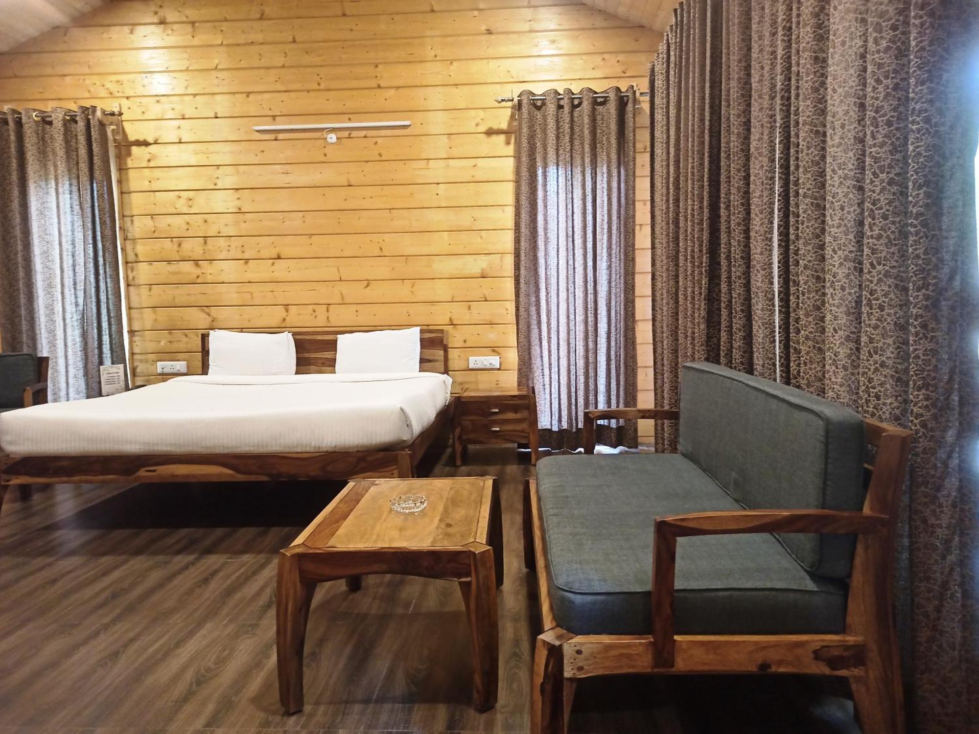 Rishat Sngi Orchid 3* Shillong