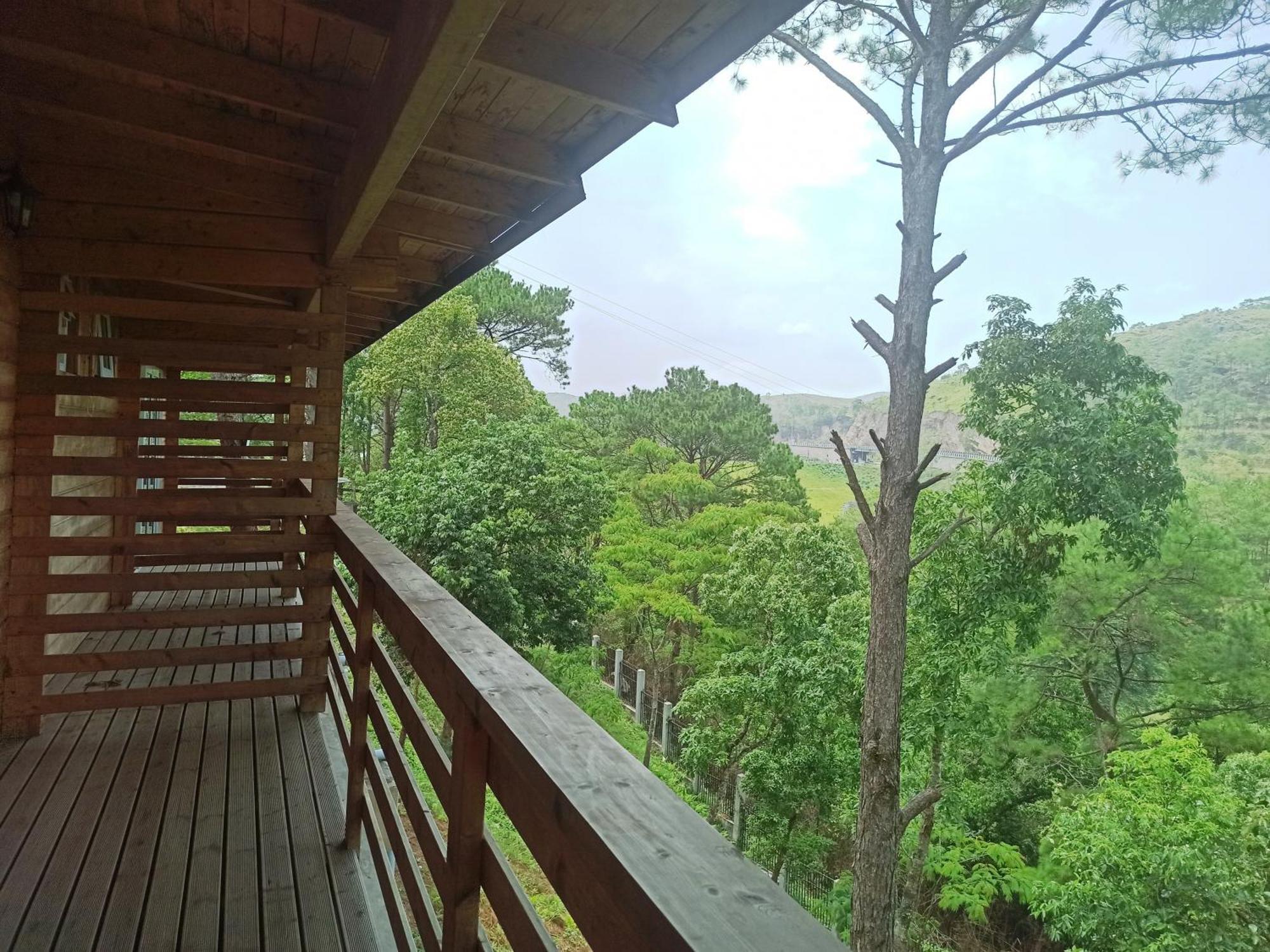 Hotel Rishat Sngi Orchid Shillong