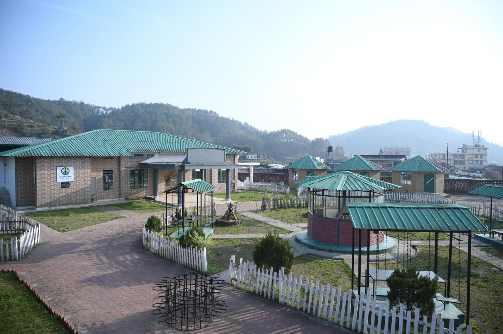 Woodstock * Shillong