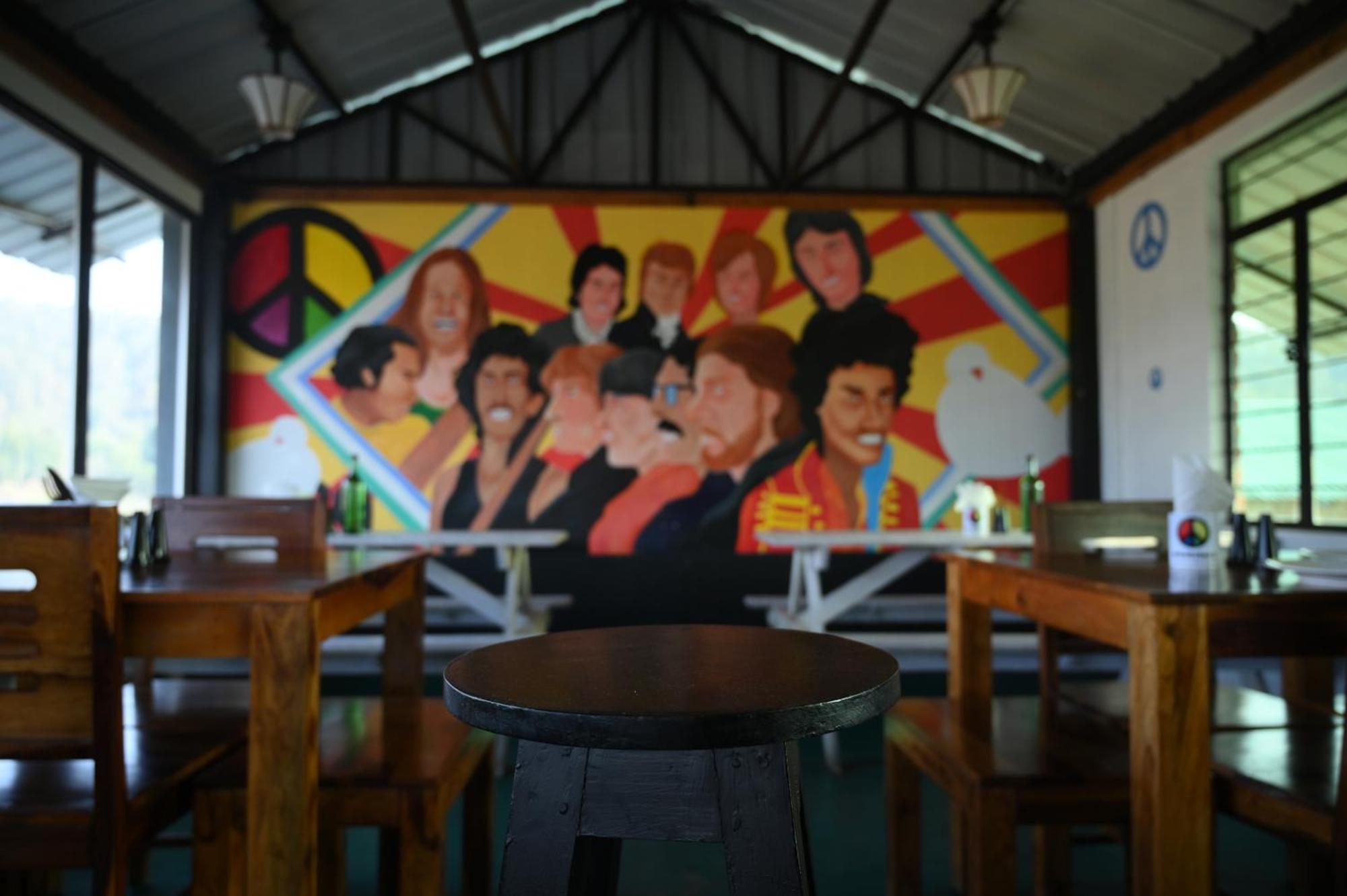 Woodstock * Shillong