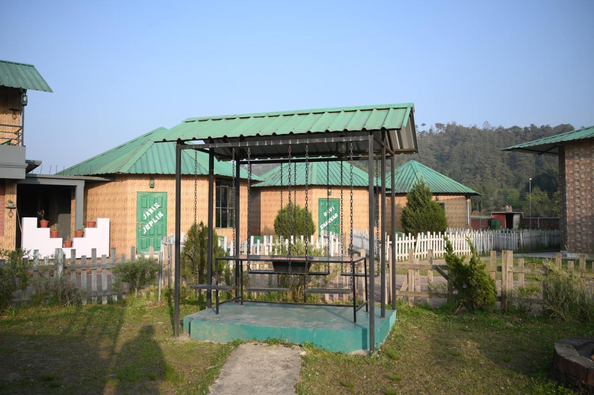 Resort Woodstock Shillong
