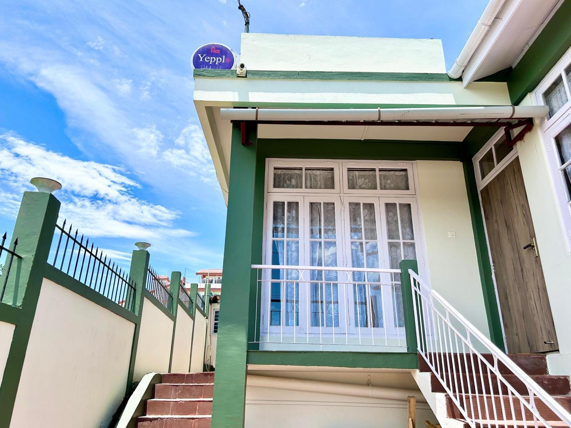 Yepplo - Complimentary Breakfast - 24 Hrs Caretaker & Power Backup Villa Shillong