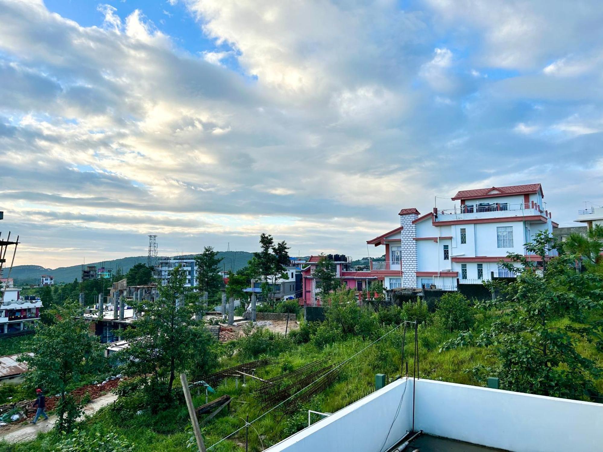 Yepplo - Complimentary Breakfast - 24 Hrs Caretaker & Power Backup Villa