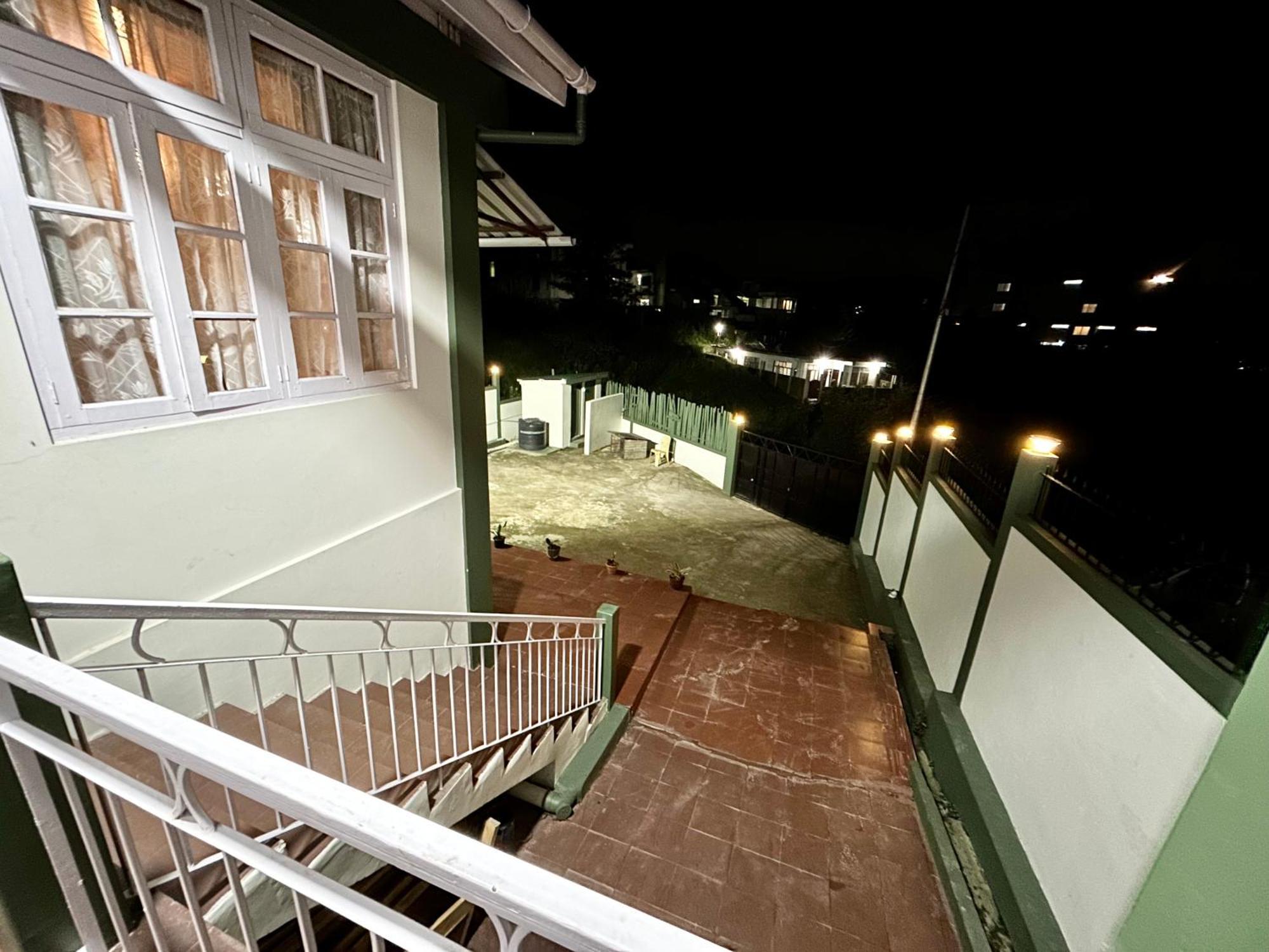 Yepplo - Complimentary Breakfast - 24 Hrs Caretaker & Power Backup Villa *