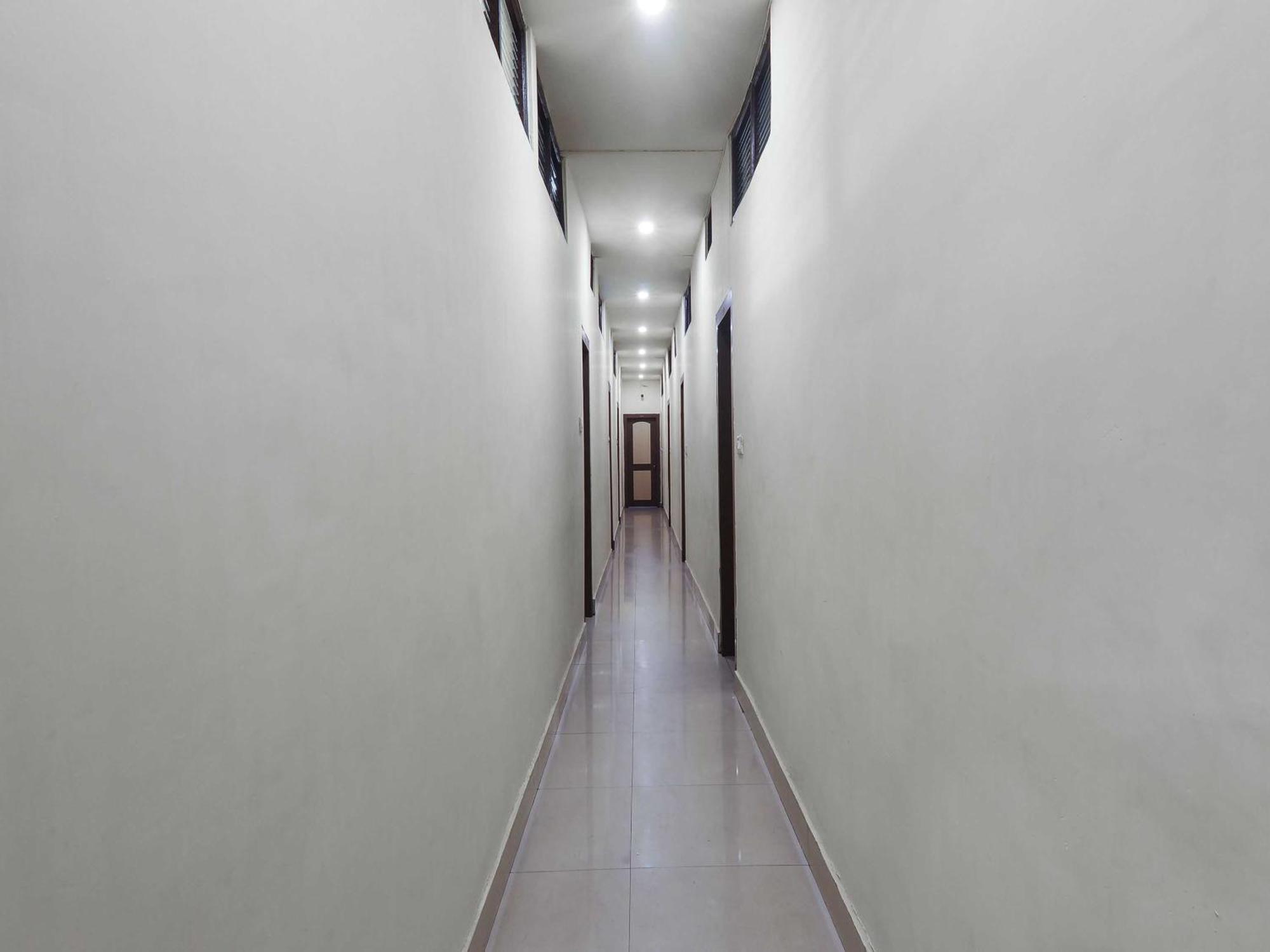 O Golden Peak Hotel 4*