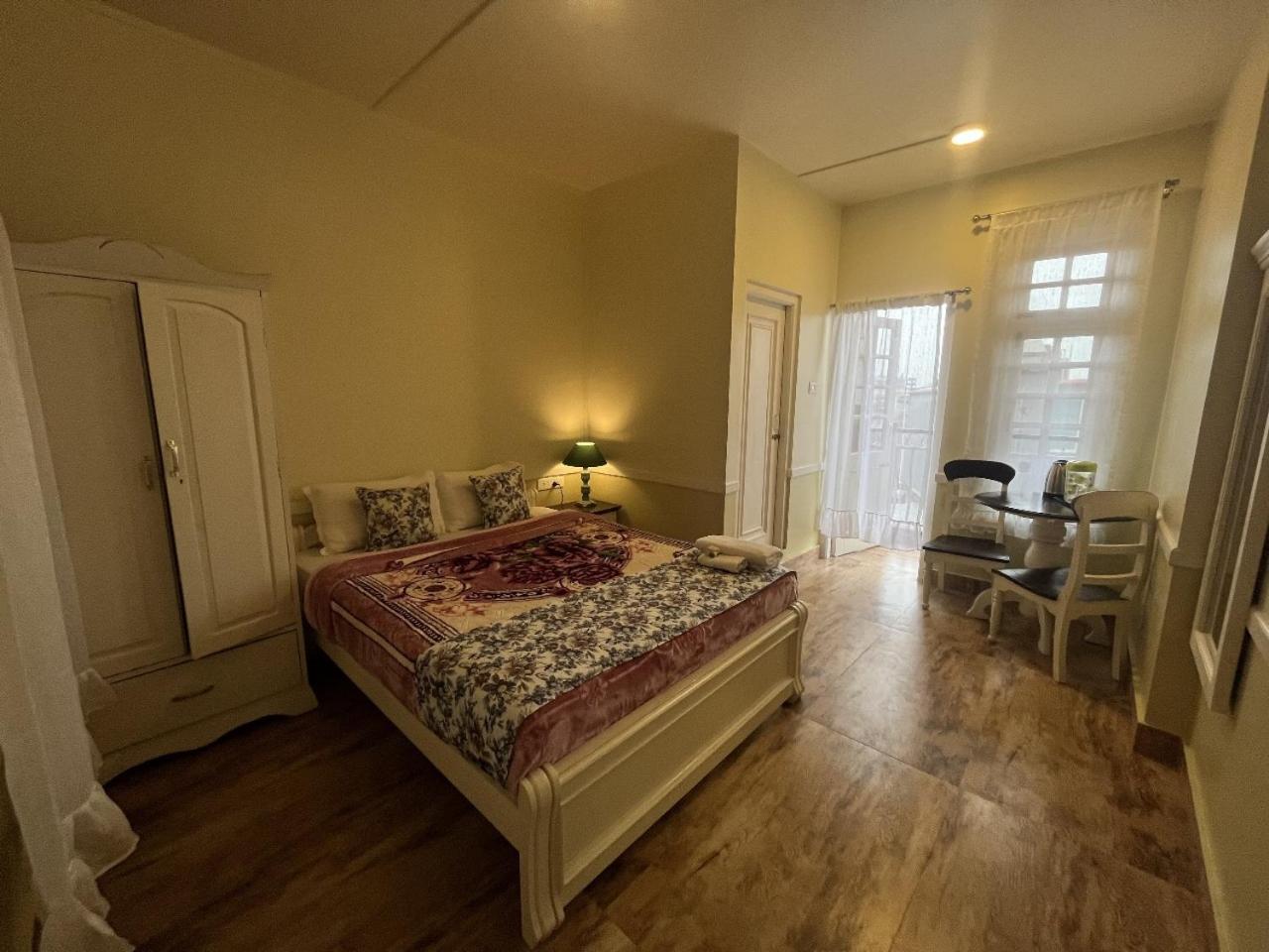 The Ark - Guest house *