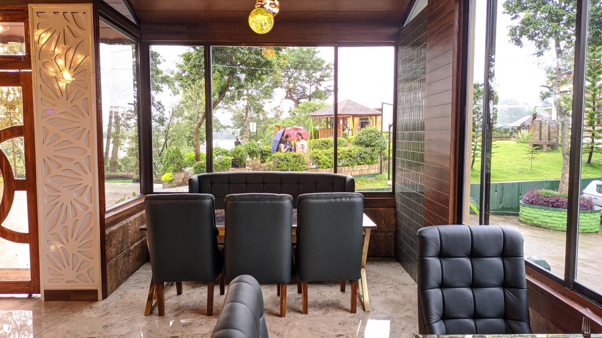 Hotel Rishat Sngi Orchid Shillong