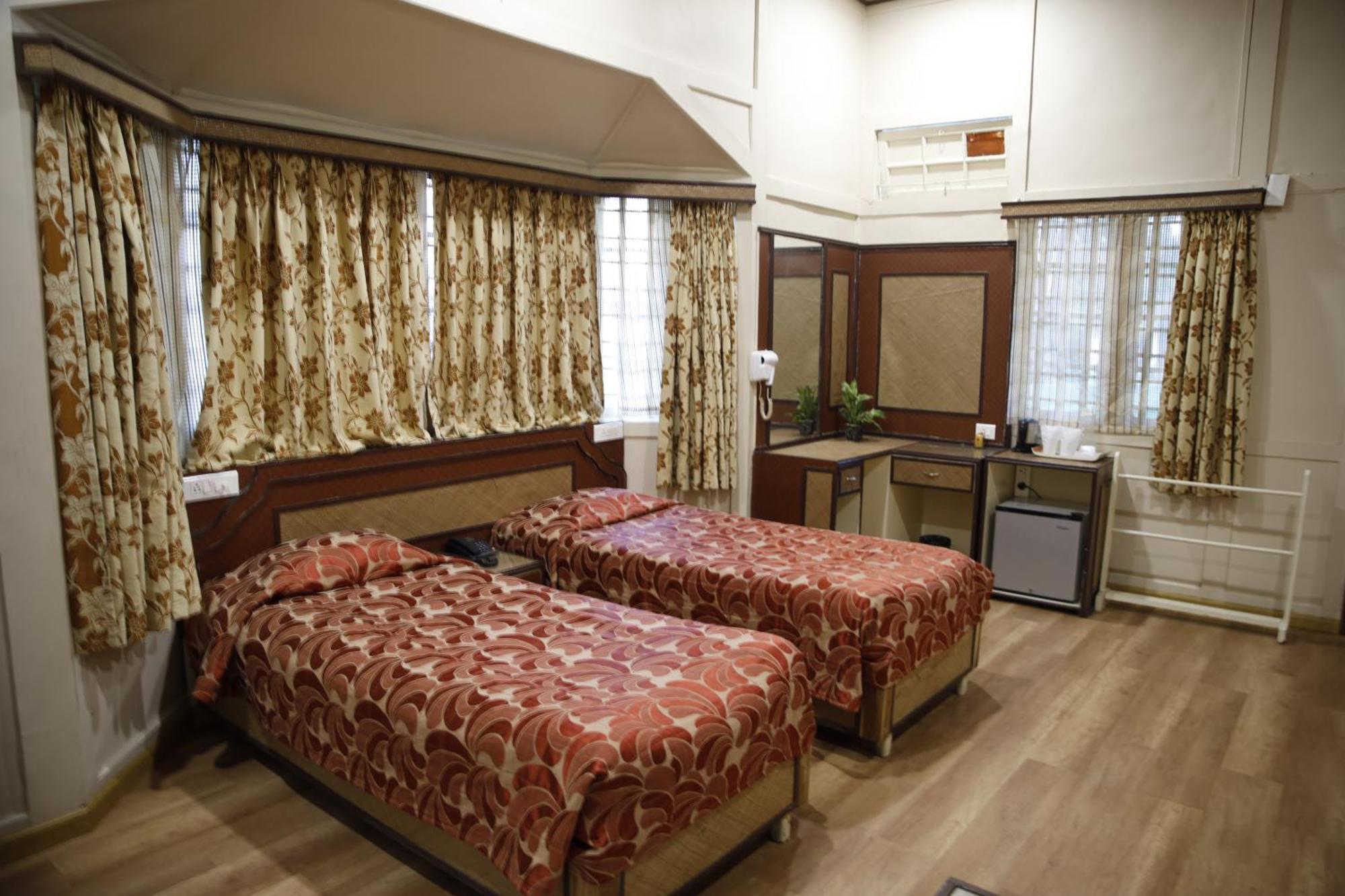 Hotel The Club Residency Ltd 2*
