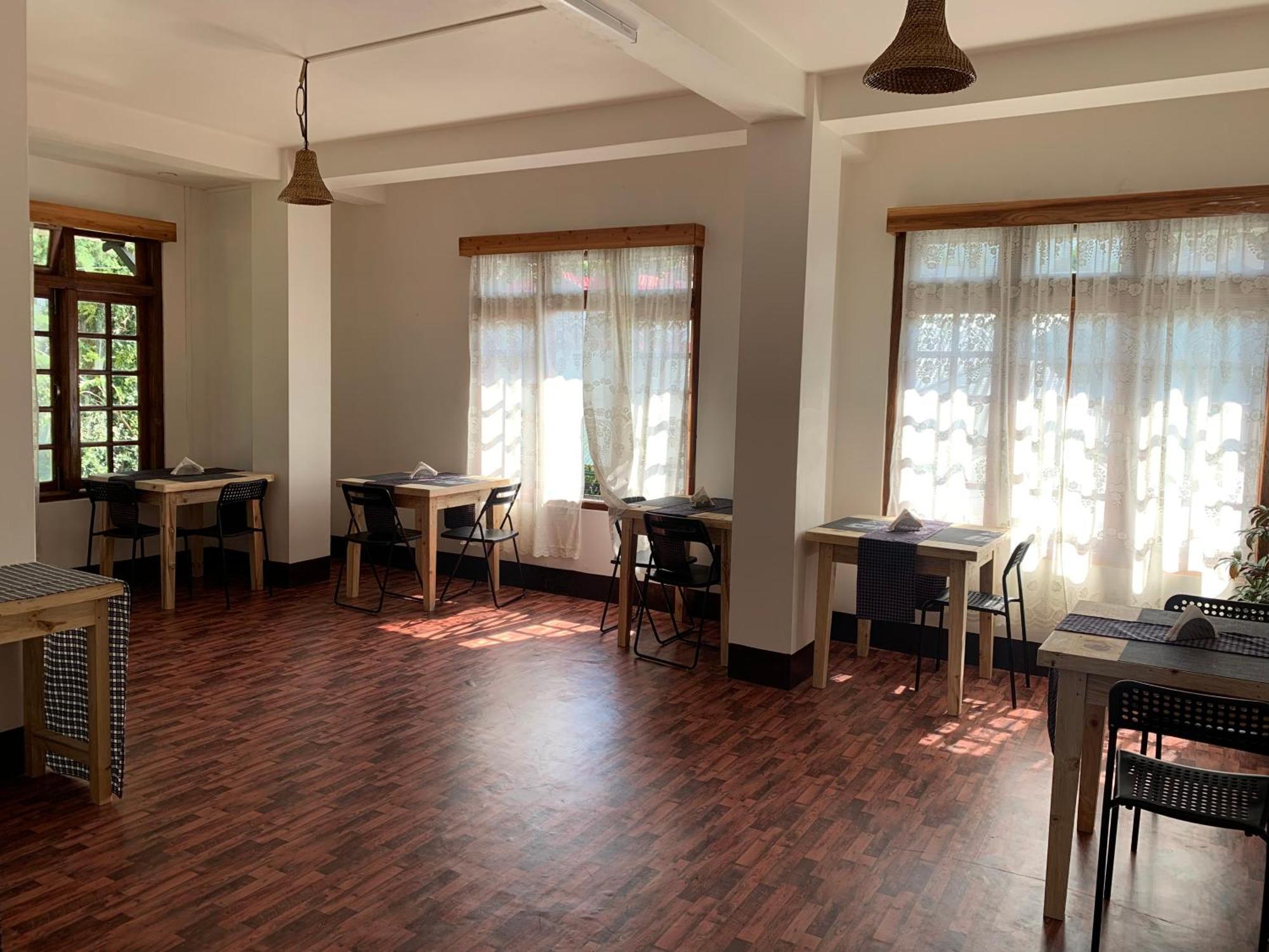 Homestay April Springs Shillong