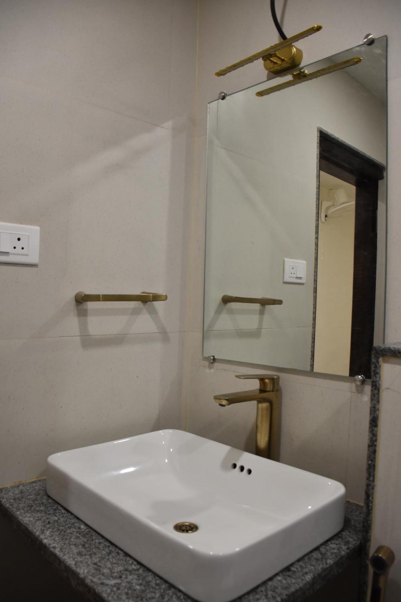 Vamika Hotel 3*
