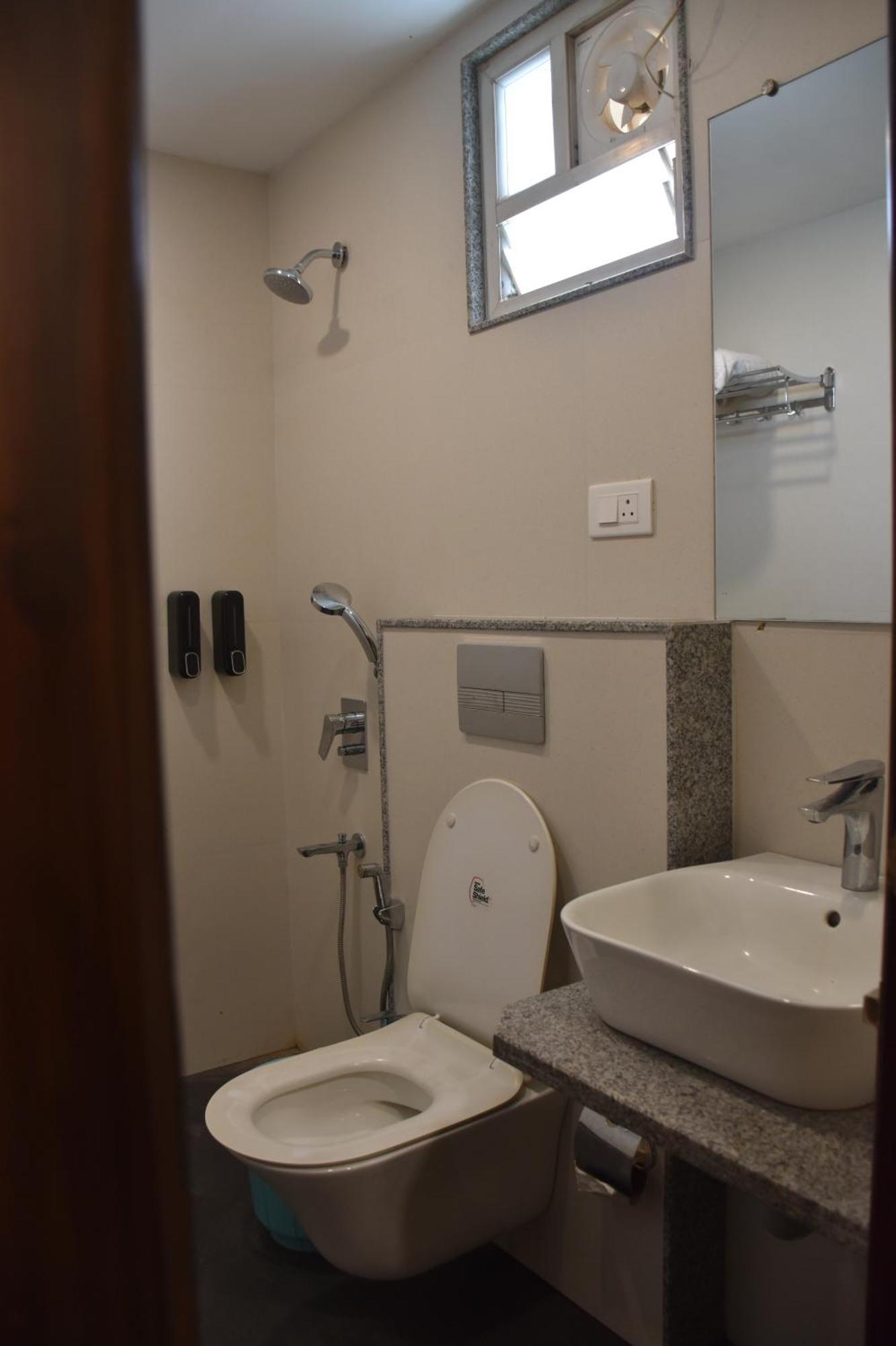 Vamika Hotel 3*