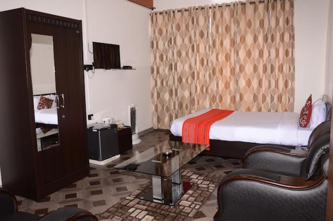 Hotel Holiday Hush Haven Shillong