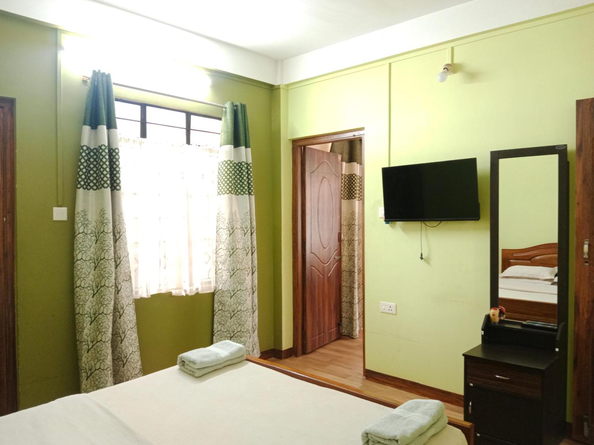 Cafe Sola Bed & Breakfast Shillong
