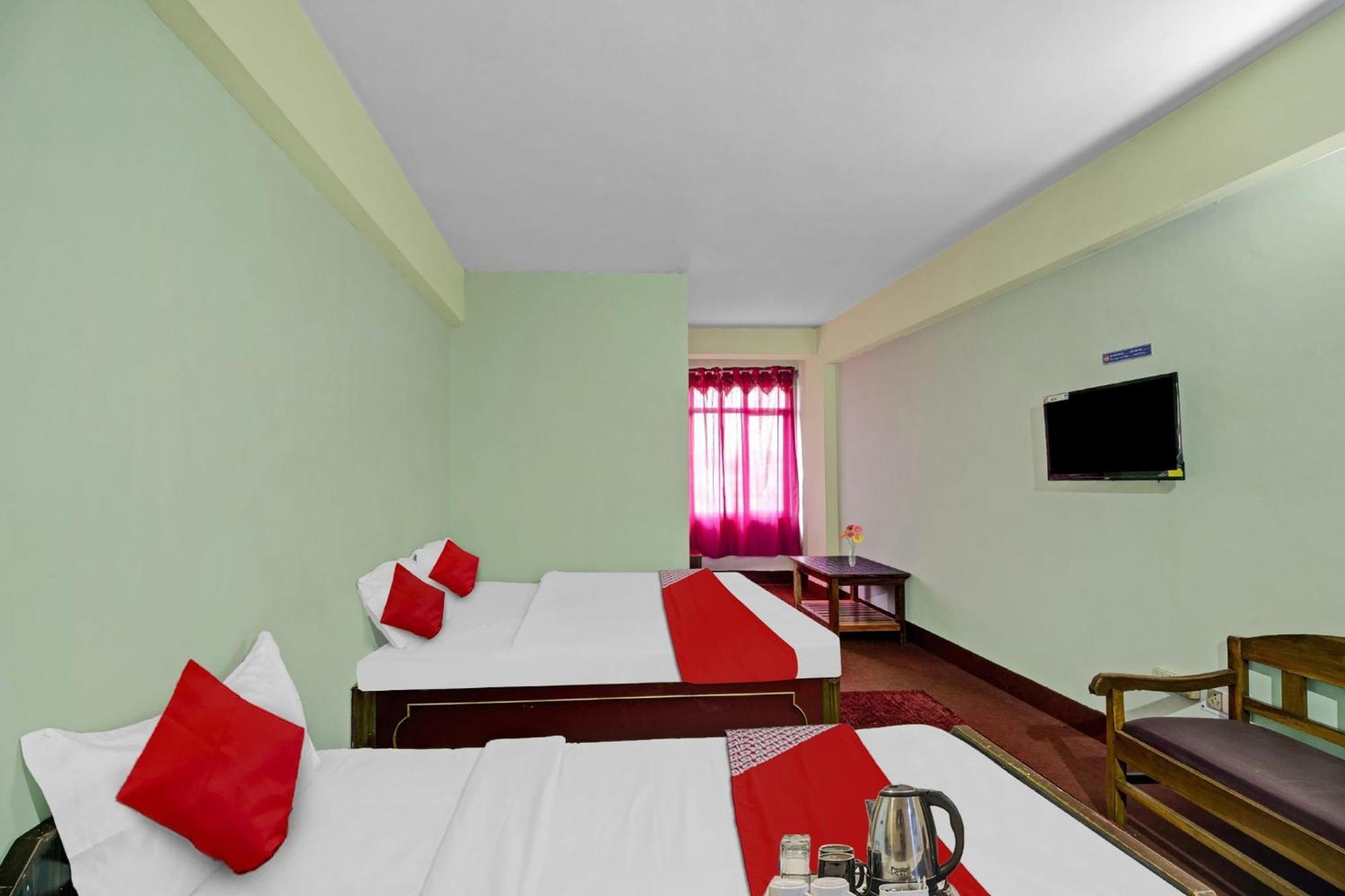 O Evergreen 4* Shillong