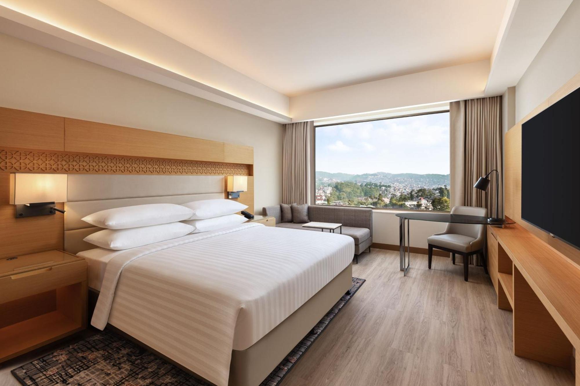 Courtyard By Marriott