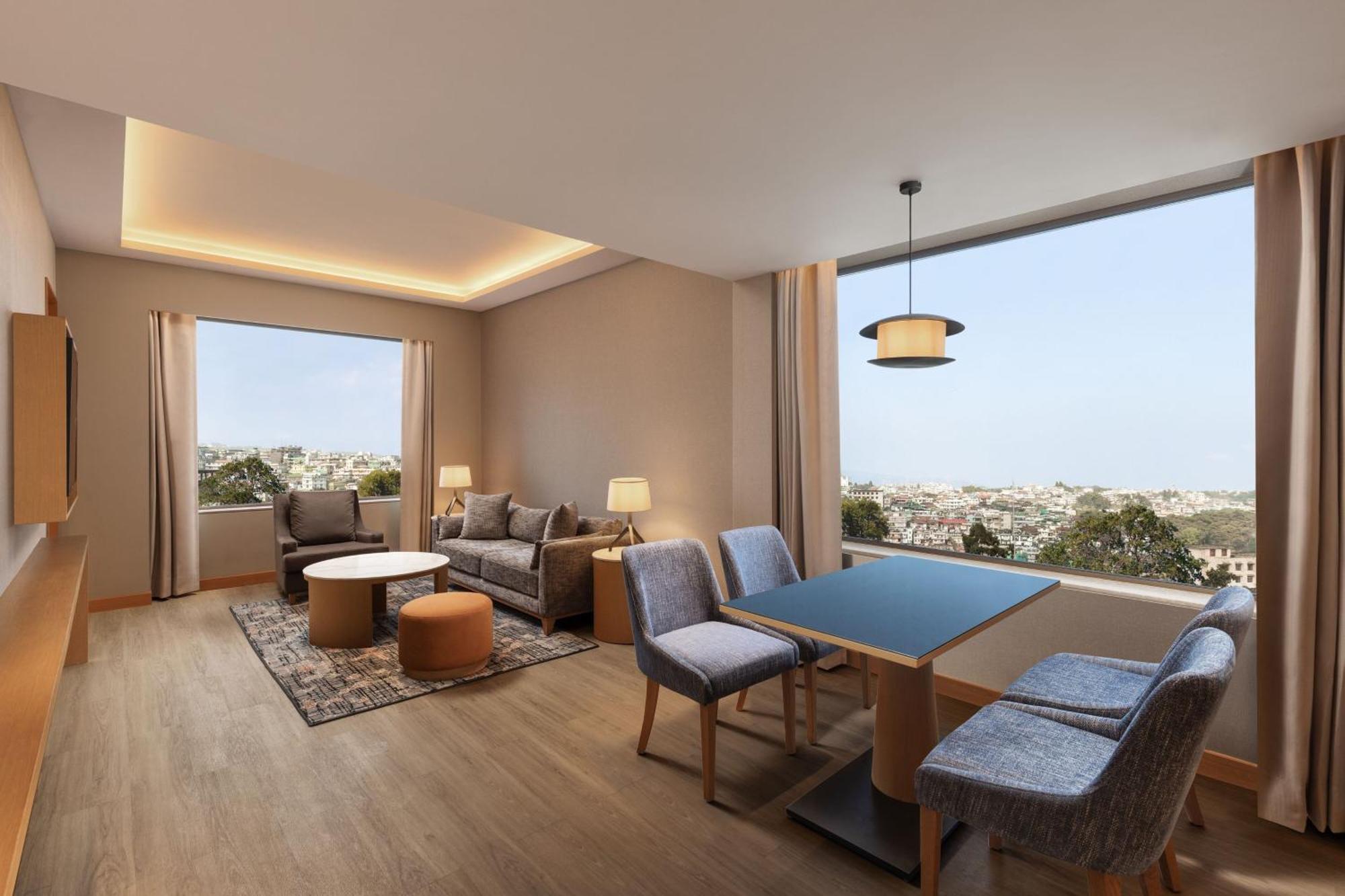 Hotel Courtyard By Marriott